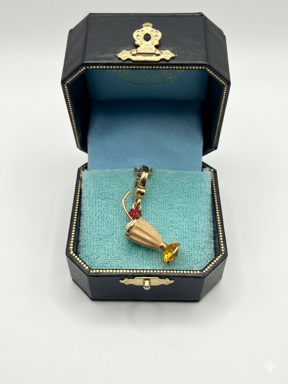 VINTAGE Rare Juicy Couture 2006 Milkshake Ice Cream Soda Charm OG Box Y2K